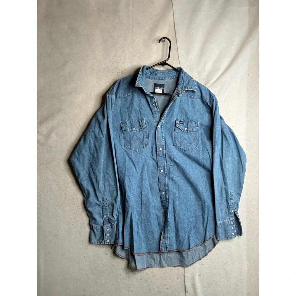 VTG Wrangler Mens Western Denim Pearl Snap Shirt Medium Wash Tall 2XLT 70127SW